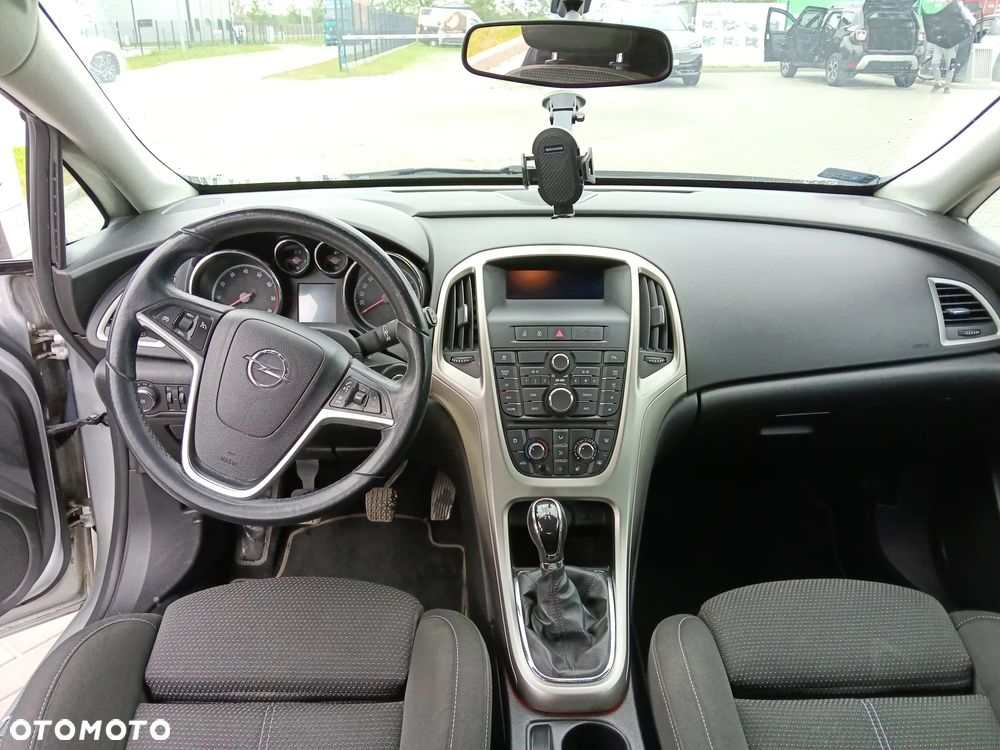 Opel Astra 1.6 - 8