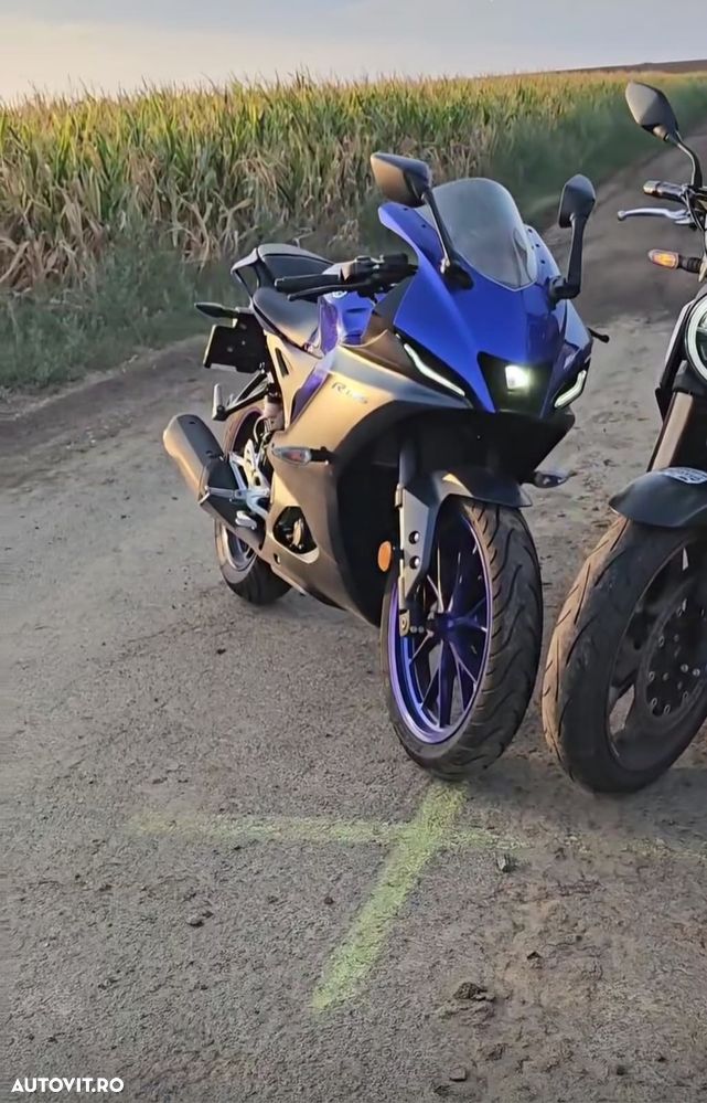 Yamaha YZF-R125 - 4