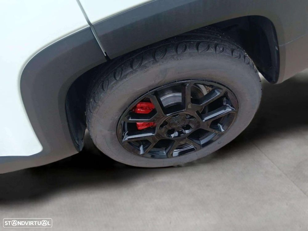 Jeep Renegade - 31