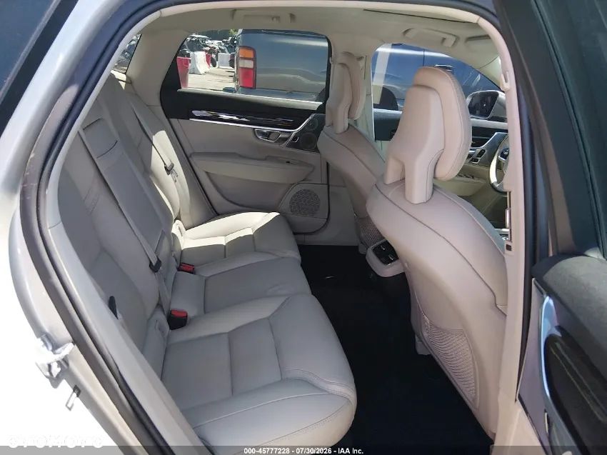 Volvo S90 T6 AWD Momentum - 9