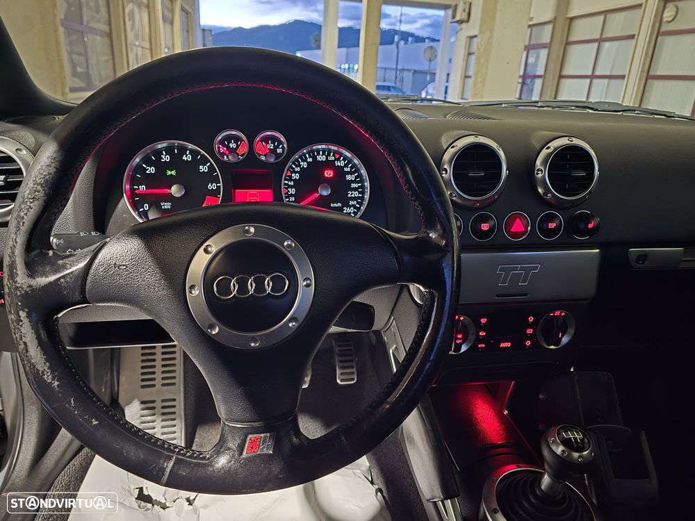 Audi TT Coupé 1.8 T - 5