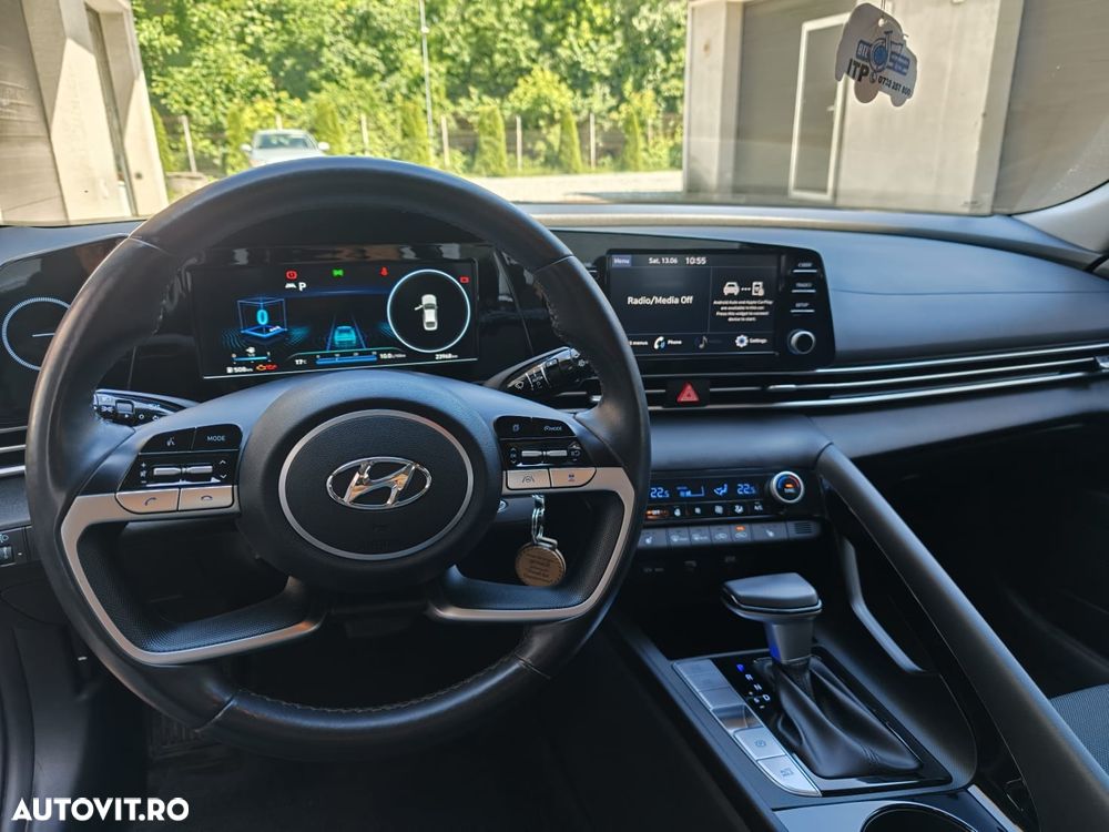 Hyundai Elantra 1.6 l 123 CP CVT Highway - 4