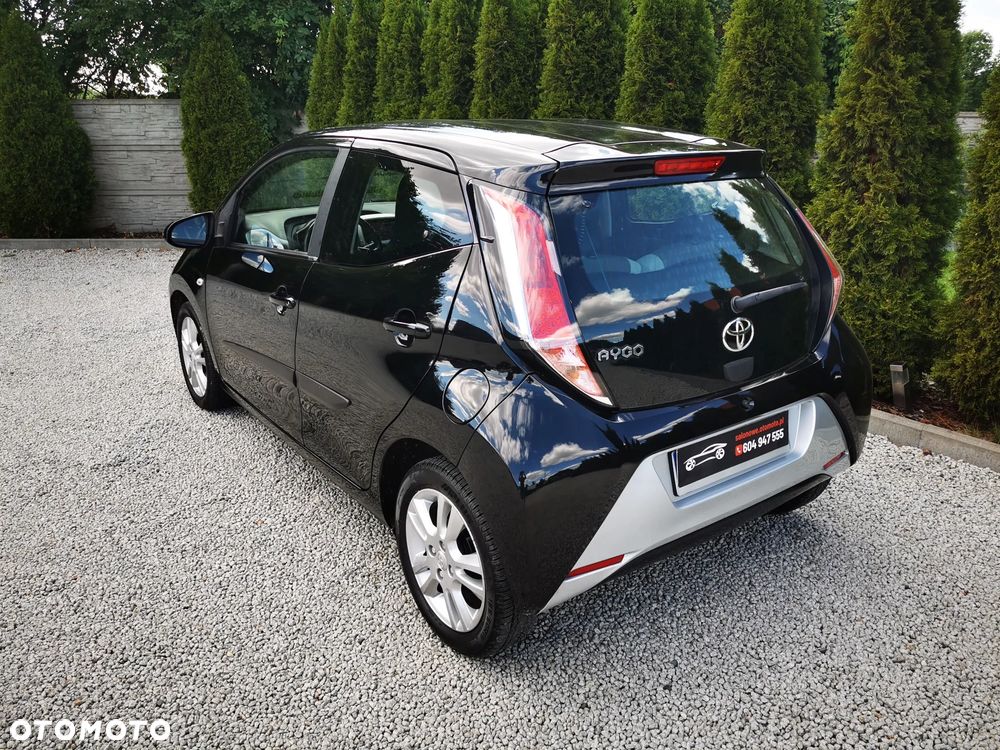 Toyota Aygo x-wave - 26