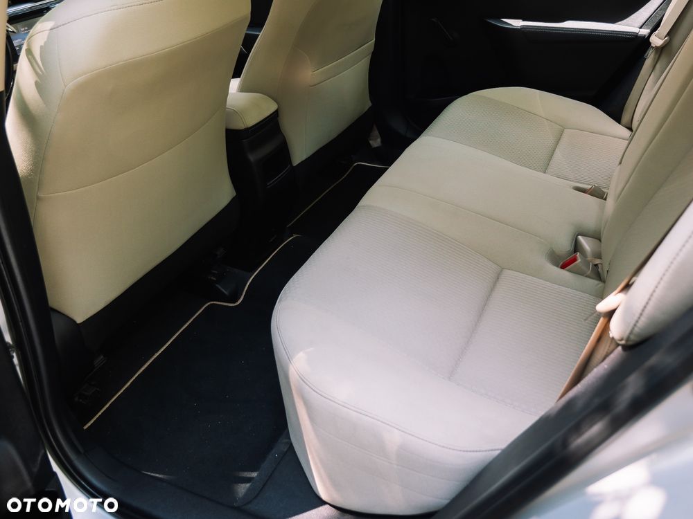 Toyota Corolla - 30