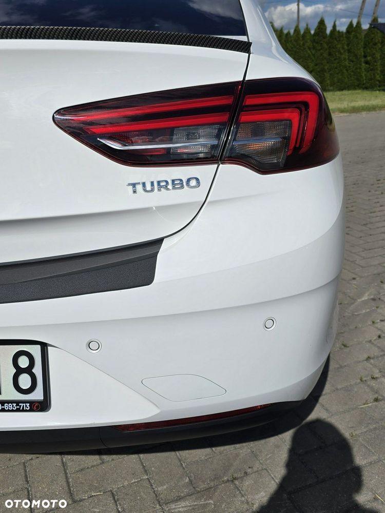Opel Insignia - 15