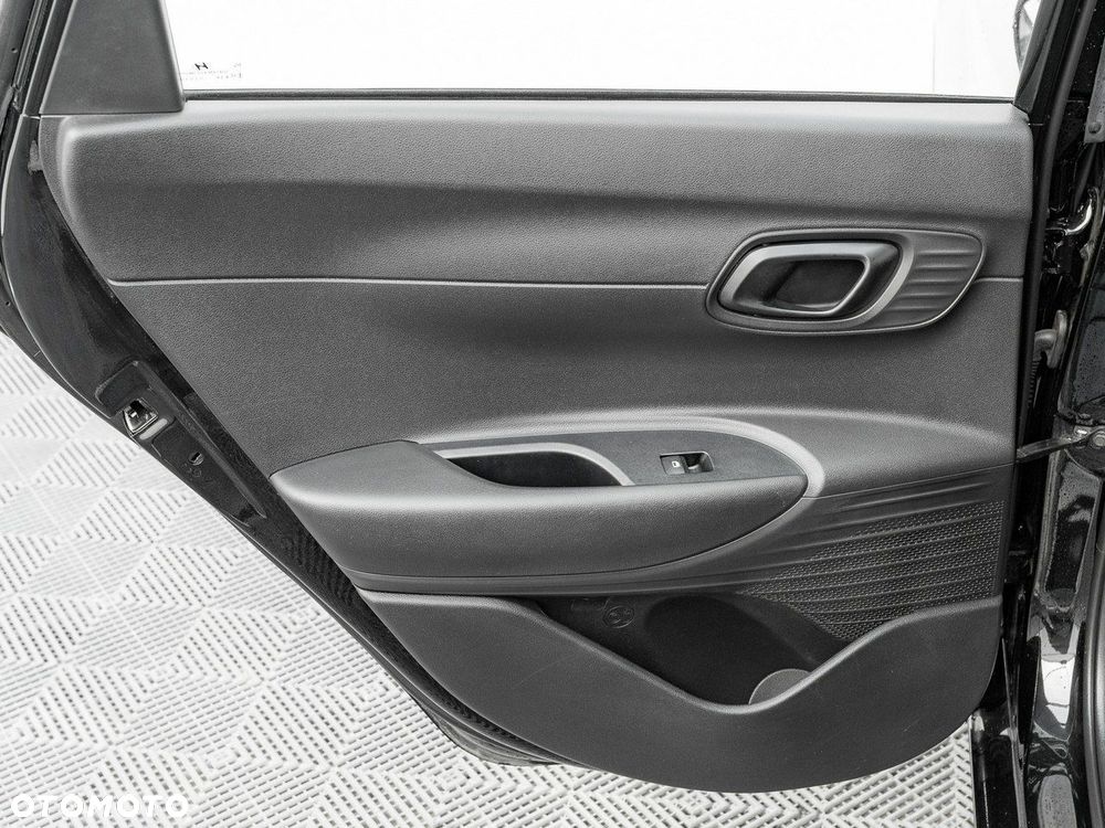 Hyundai i20 1.2 Pure - 21