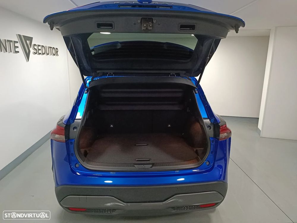 Nissan Qashqai 1.3 DIG-T N-Connecta LED+SKY Xtronic - 10