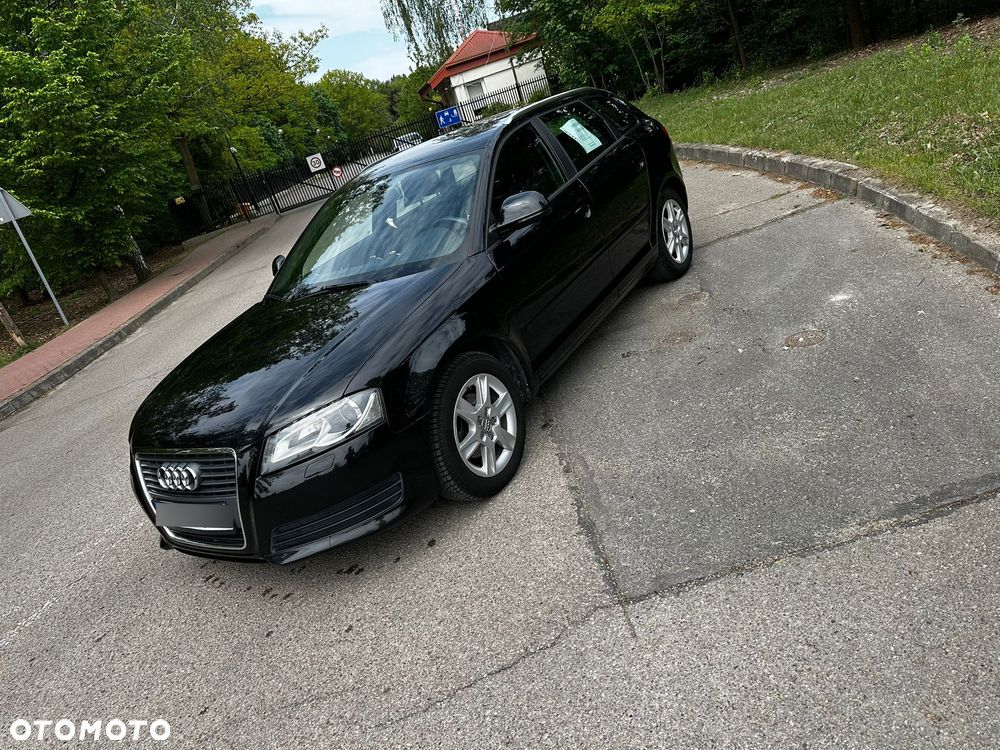 Audi A3 Sportback 1.6 TDI DPF Ambition S tronic - 6