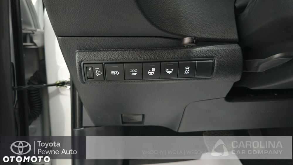 Toyota Corolla 1.8 Hybrid Comfort - 17