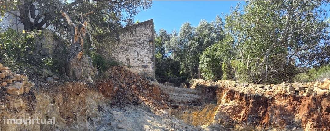 TERRENOS COM RUÍNA EM SANTA BÁRBARA DE NEXE, FARO - Grande imagem: 4/6