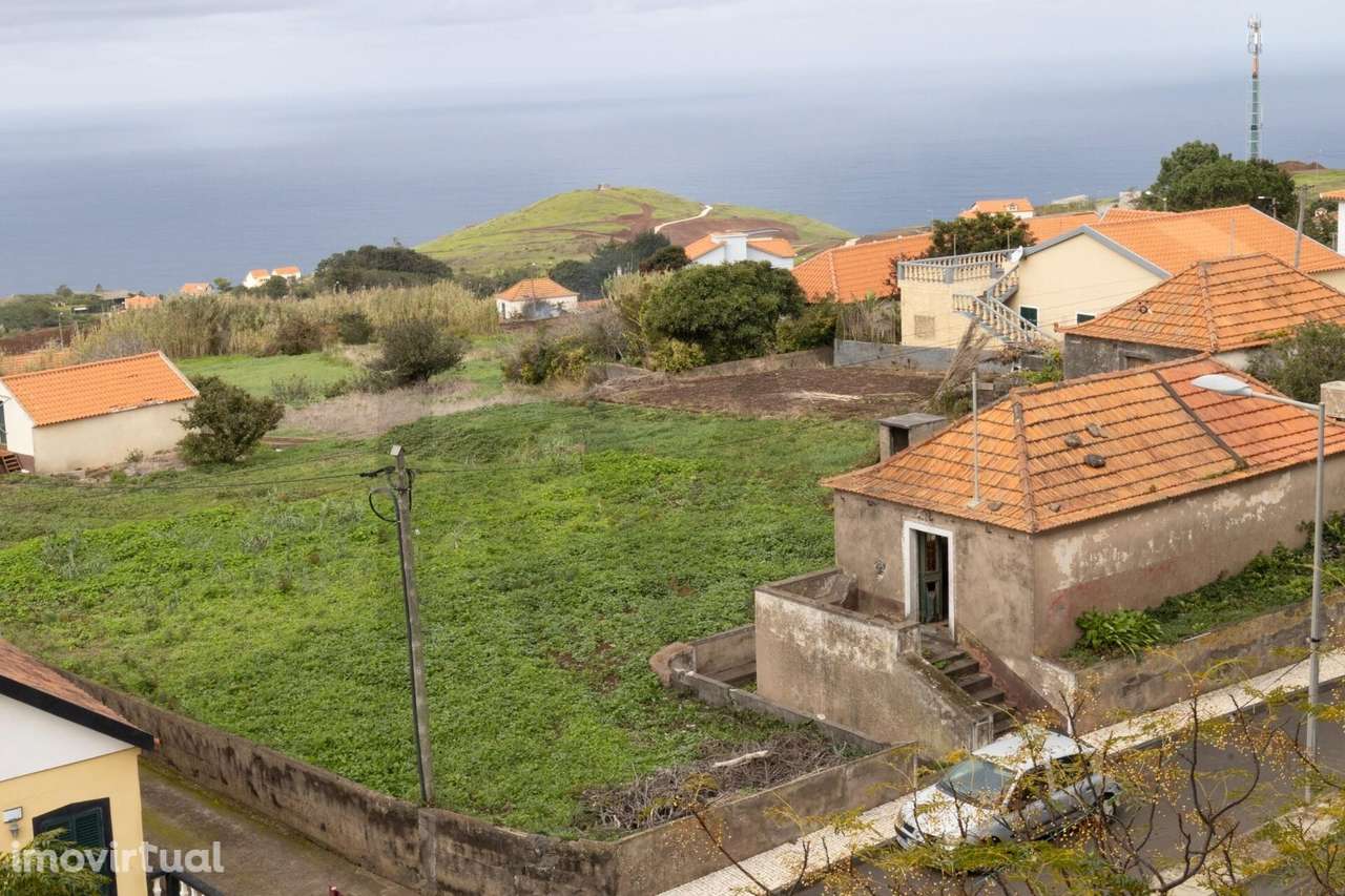 Moradia em pedra para recuperar | Ponta do Pargo - Grande imagem: 3/20