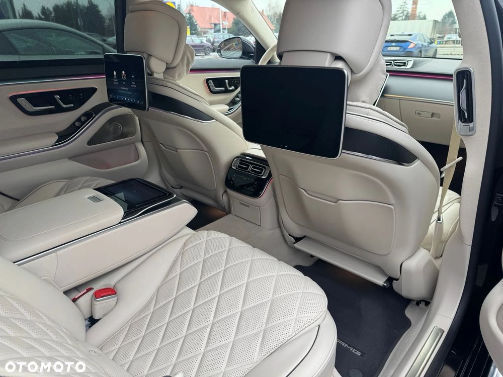 Mercedes-Benz Klasa S 580 e PHEV 4-Matic 9G-TRONIC - 17