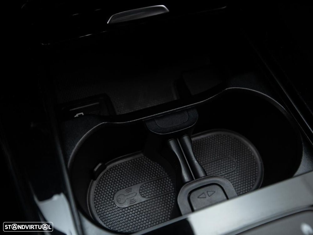 Mercedes-Benz CLA 180 d Shooting Brake AMG Line Aut. - 23