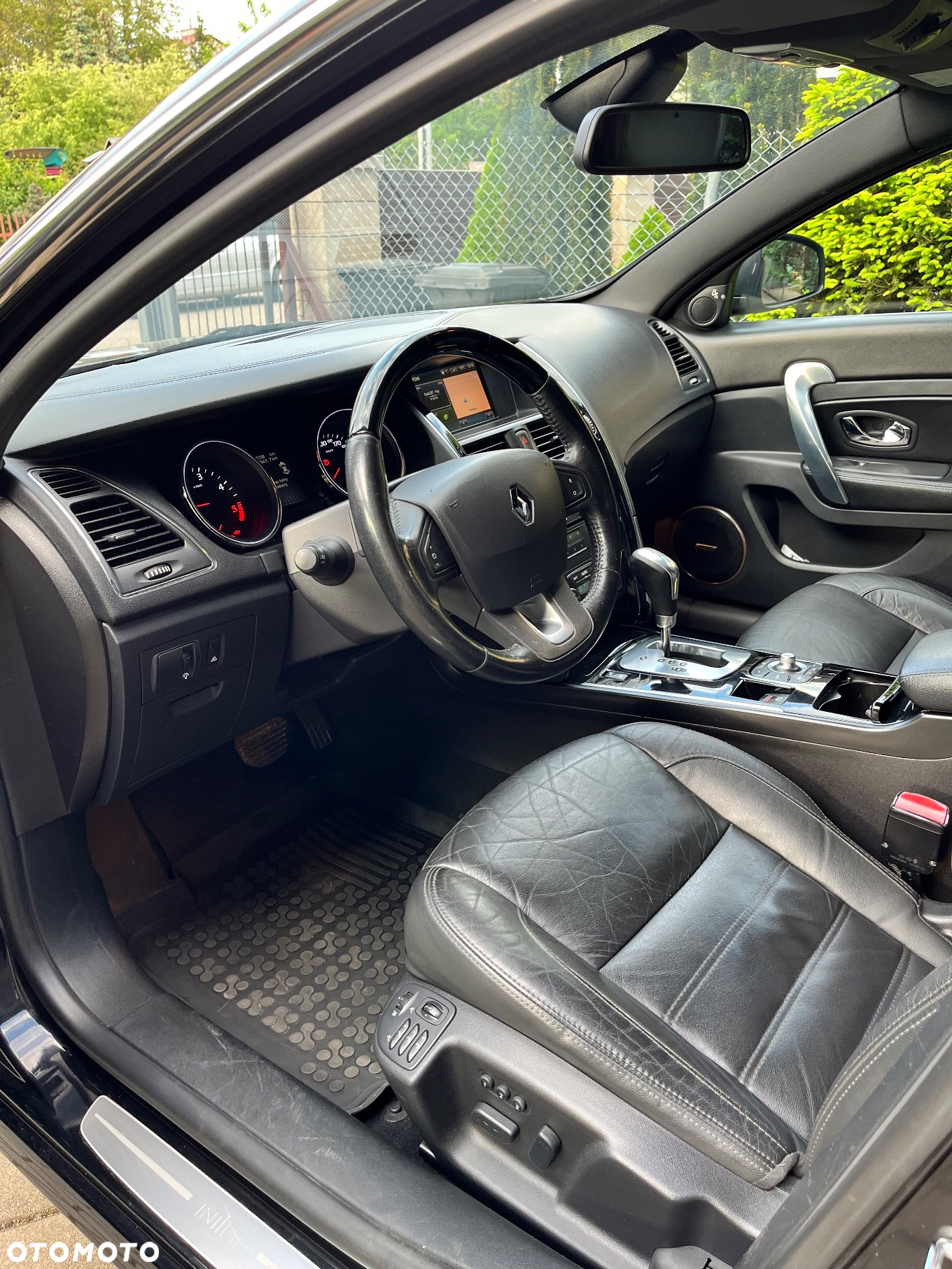 Renault Latitude dCi 175 FAP - 12