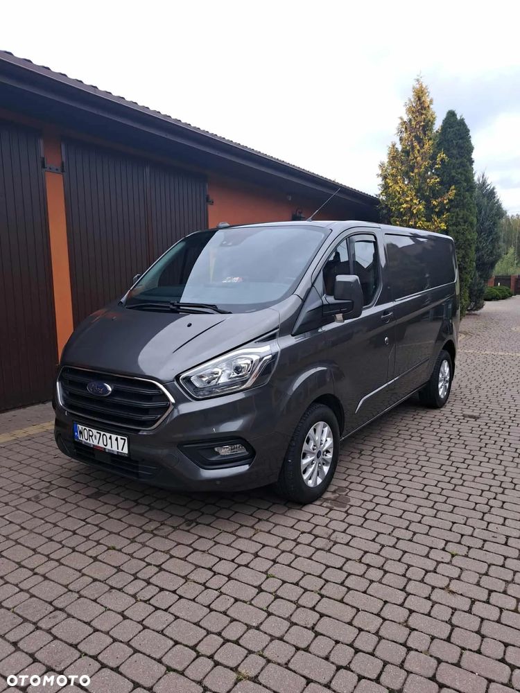 Ford TRANSIT CUSTOM - 1