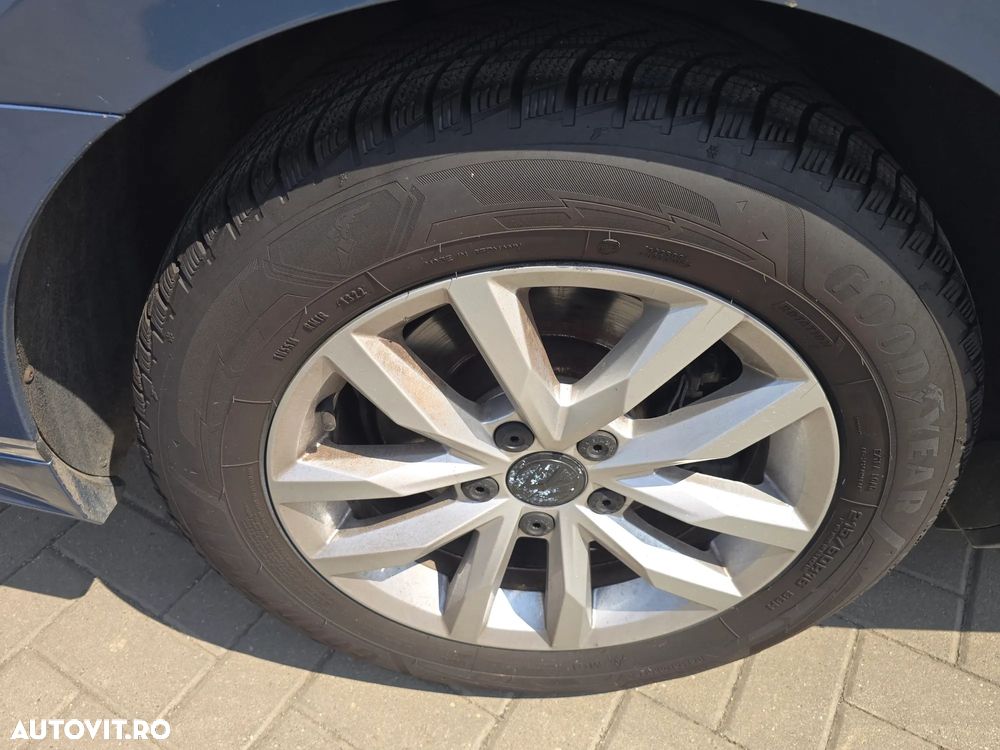 Volkswagen Passat 2.0 TDI (BlueMotion Technology) Comfortline - 10