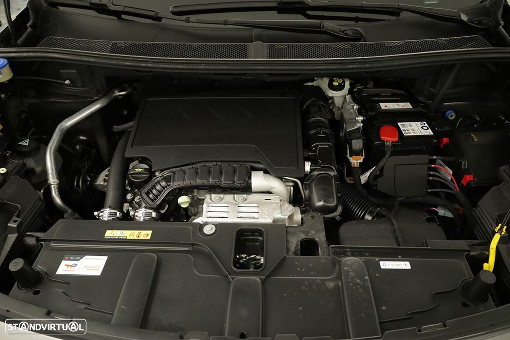 Peugeot 3008 1.2 PureTech GT EAT8 - 26