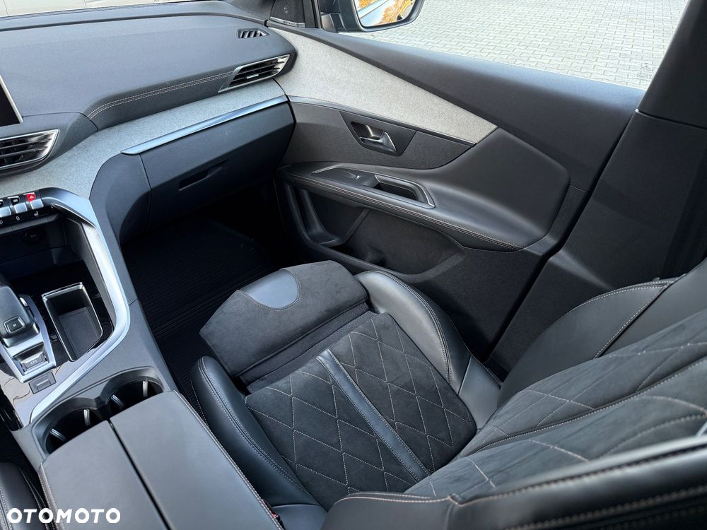 Peugeot 3008 BlueHDi 180 Stop & Start EAT8 GT - 8