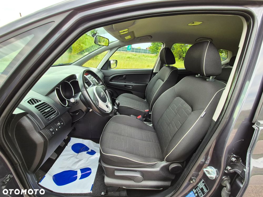 Kia Venga 1.4 CRDi 90 Edition 7 - 22