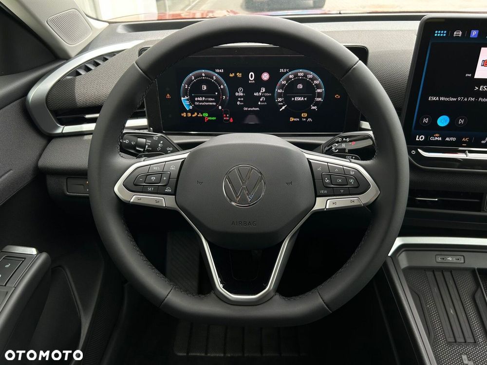 Volkswagen T-Roc - 14