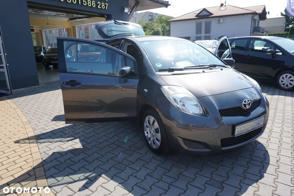 Toyota Yaris 1.33 VVT-i Cool - 12