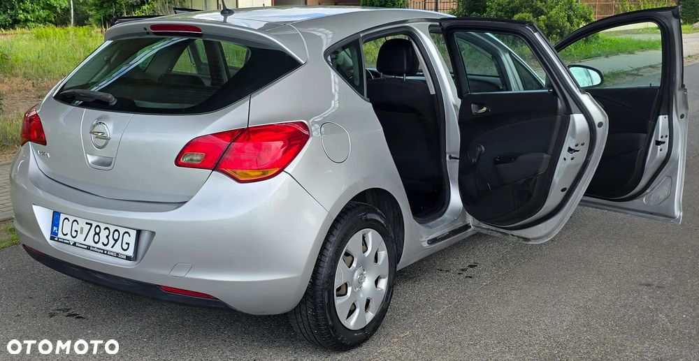 Opel Astra 1.6 Selection - 13