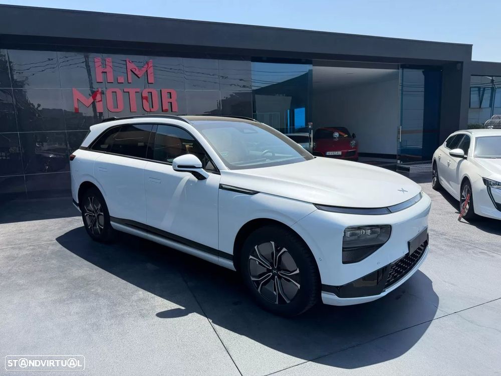 Xpeng G9 98 kWh Long Range - 3
