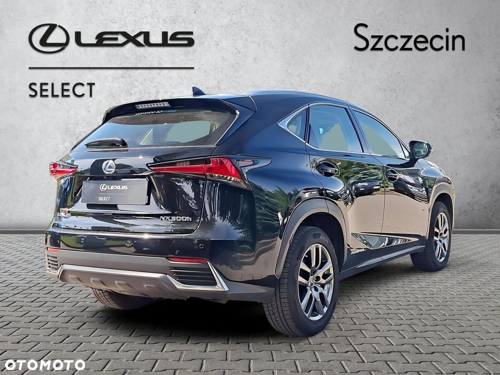 Lexus NX 300h Business Edition AWD - 5