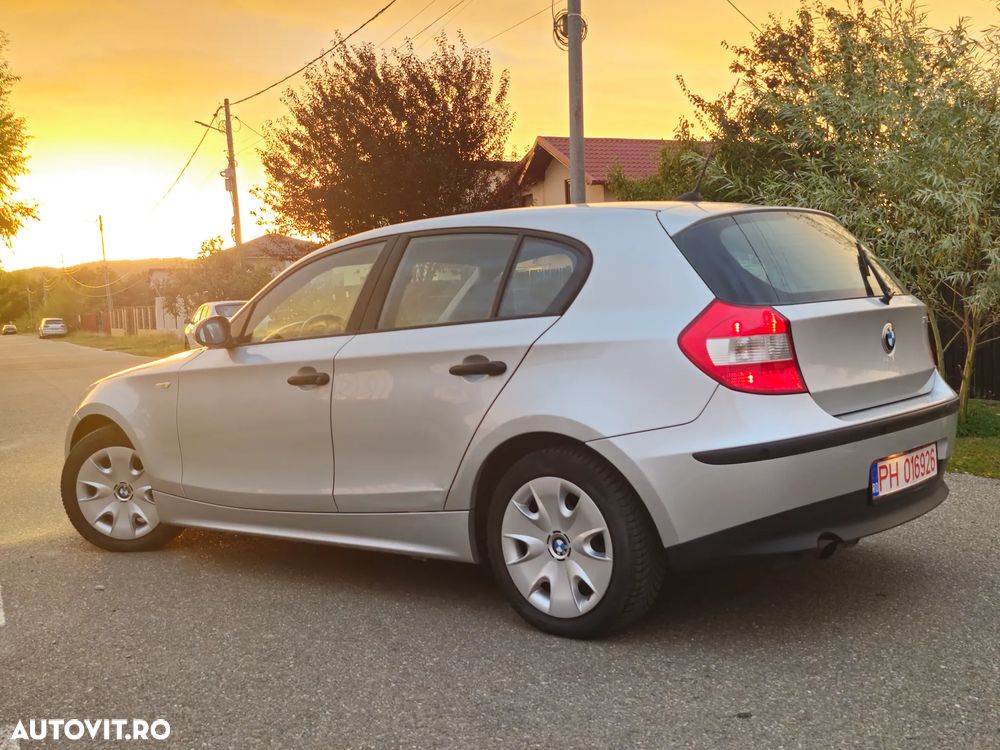 BMW Seria 1 116i - 3