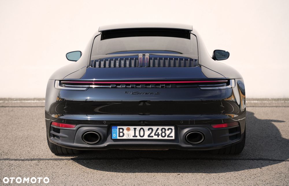 Porsche 911 Carrera S - 15