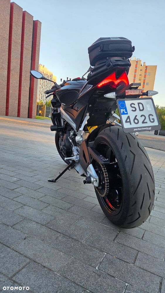 Aprilia Tuono - 6