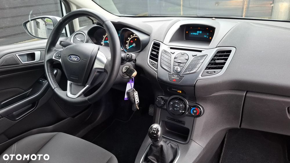 Ford Fiesta 1.25 Ambiente EU5 - 21
