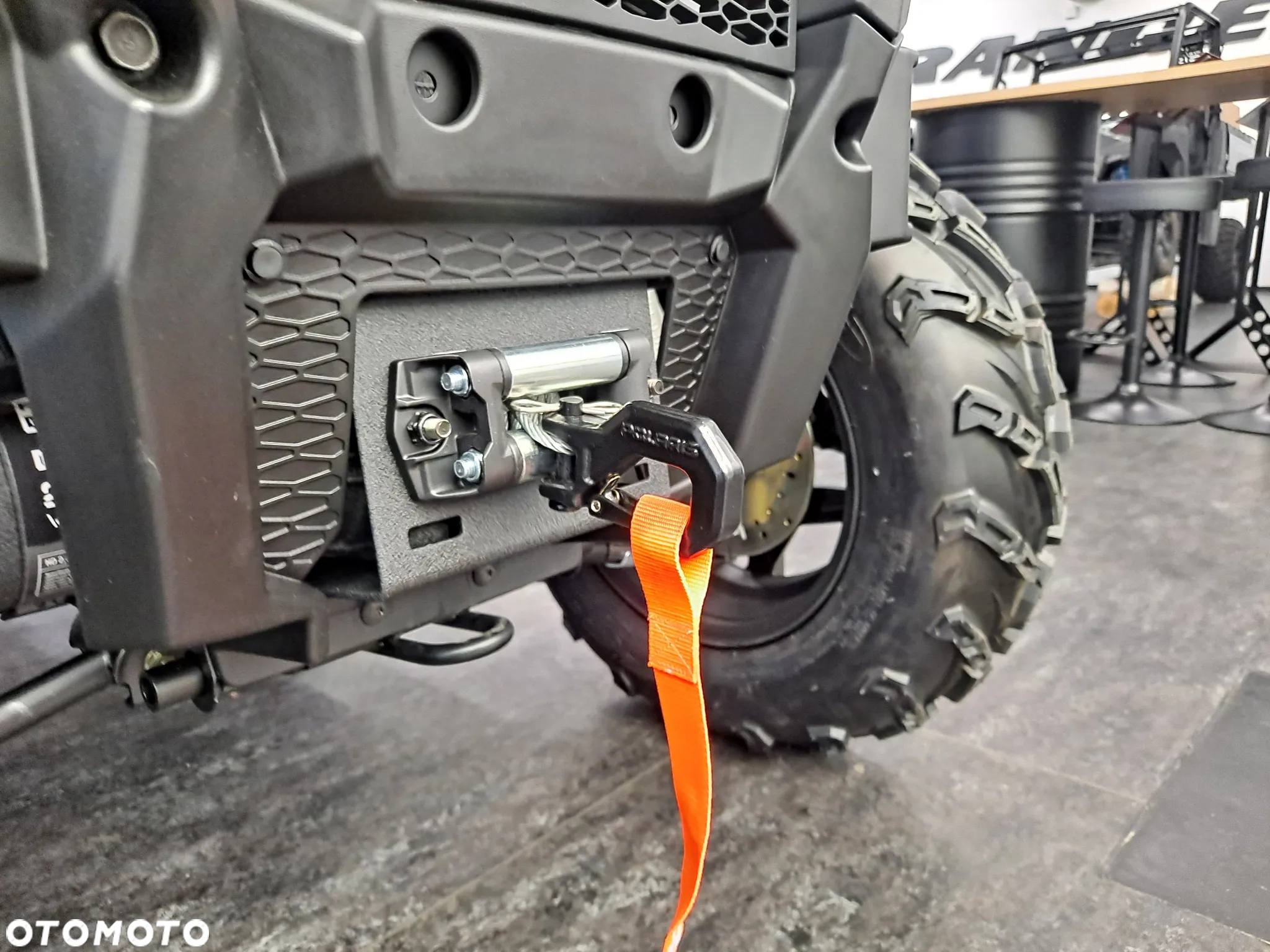 Polaris Sportsman - 12