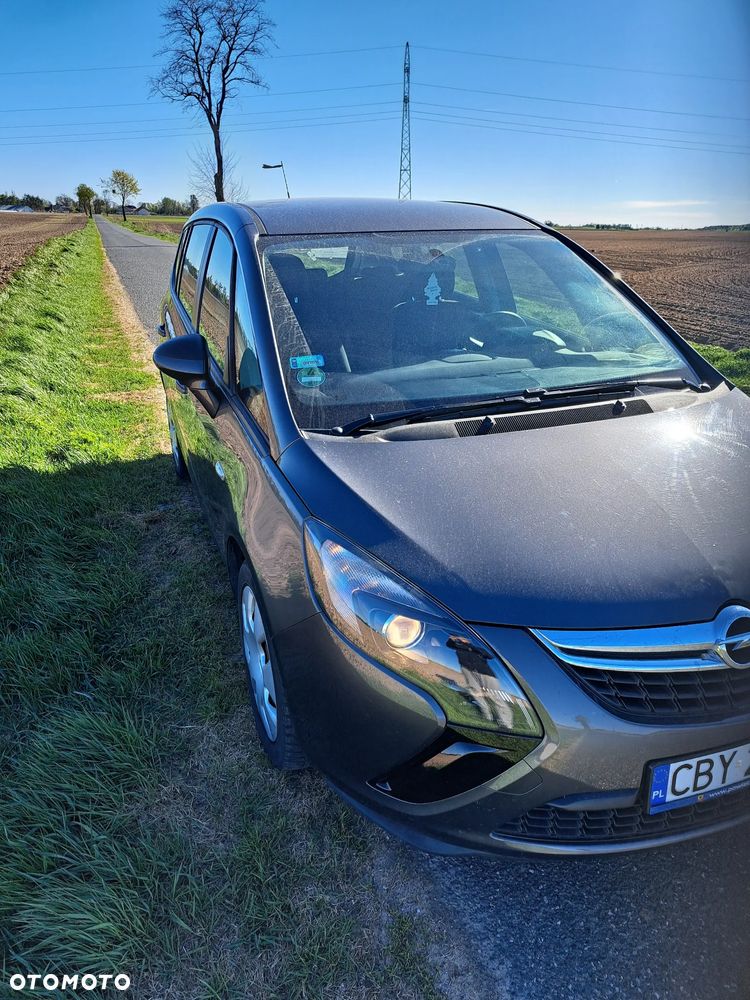 Opel Zafira - 14