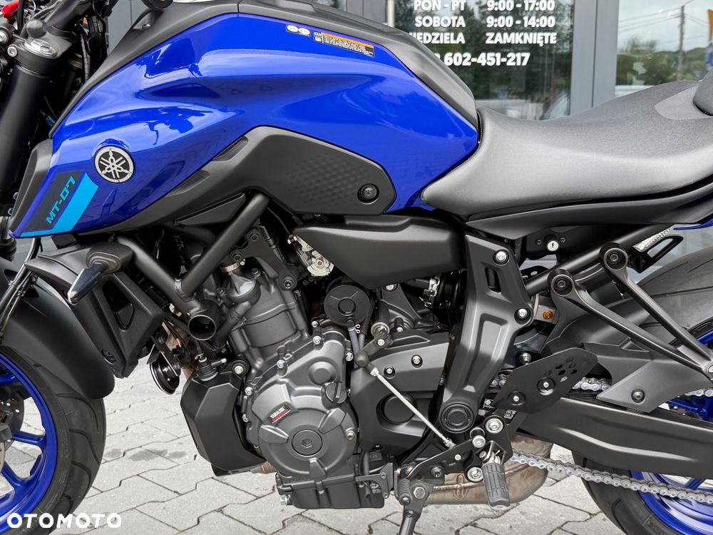 Yamaha MT - 33