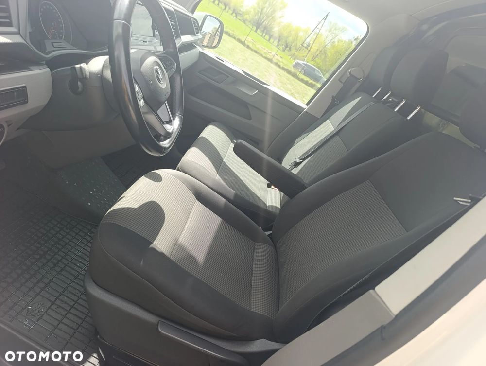Volkswagen Transporter - 11
