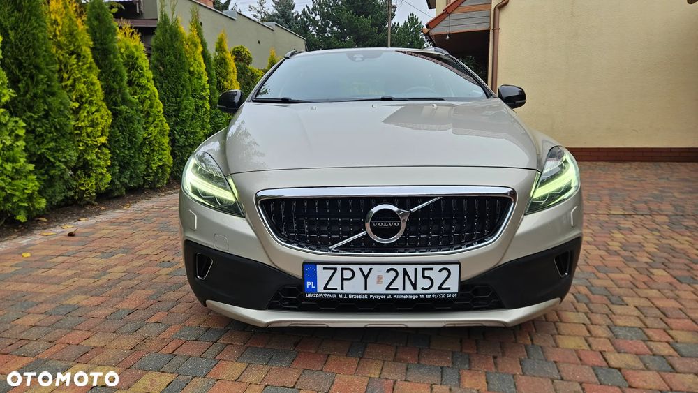Volvo V40 Cross Country D2 Drive-E Summum - 11