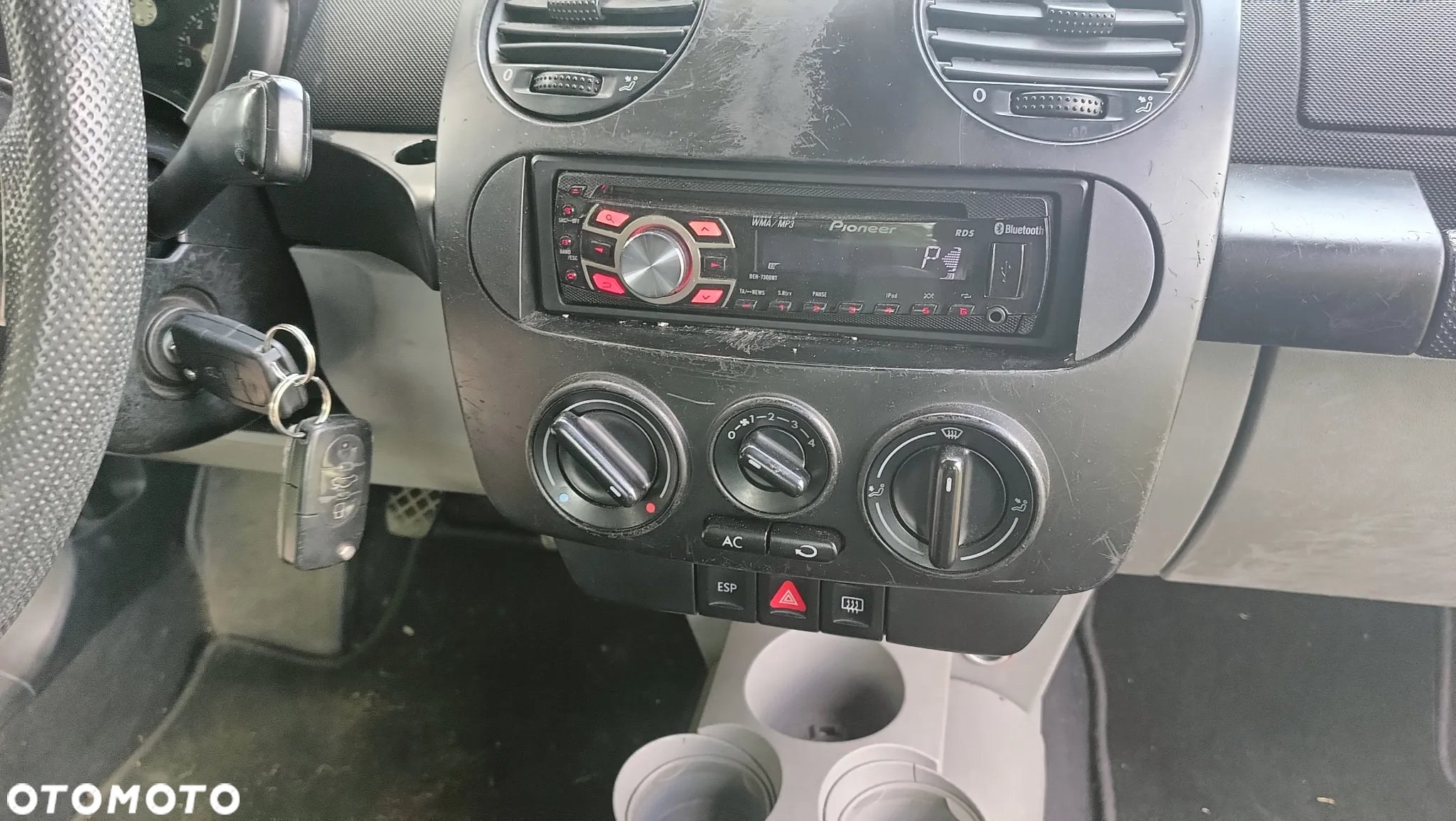 Volkswagen New Beetle 2.0 Freestyle - 6
