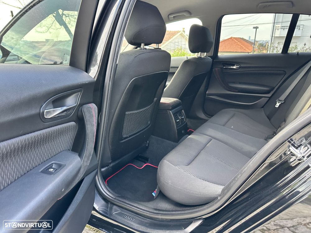 BMW 116 d Pack M - 28