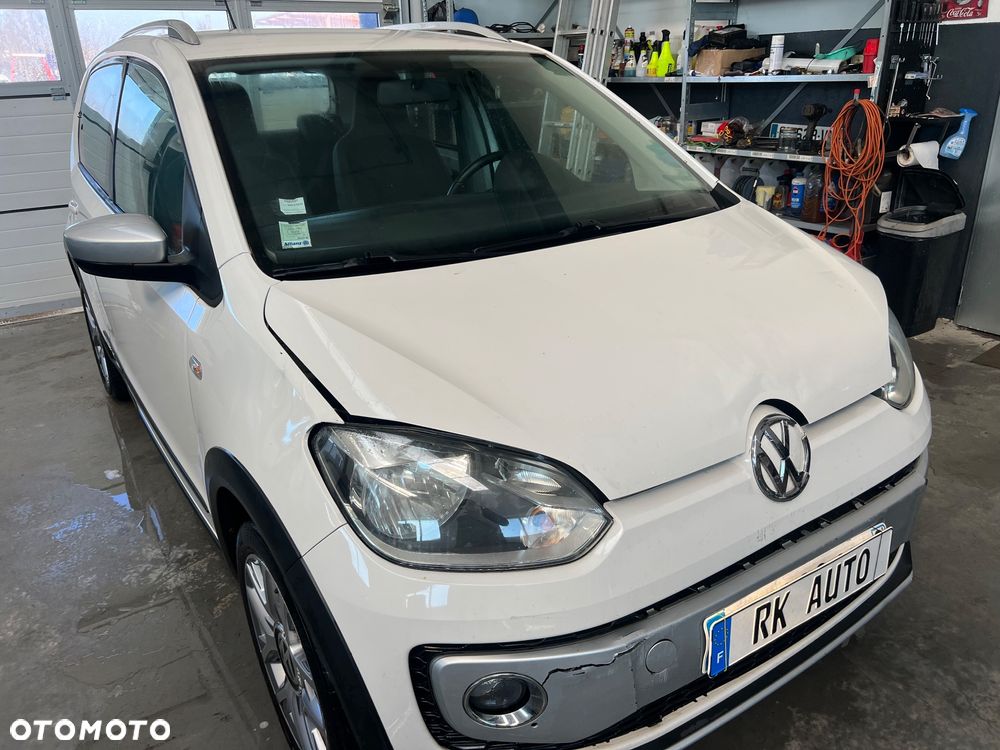 Volkswagen up! 1.0 cross Perfectline - 2