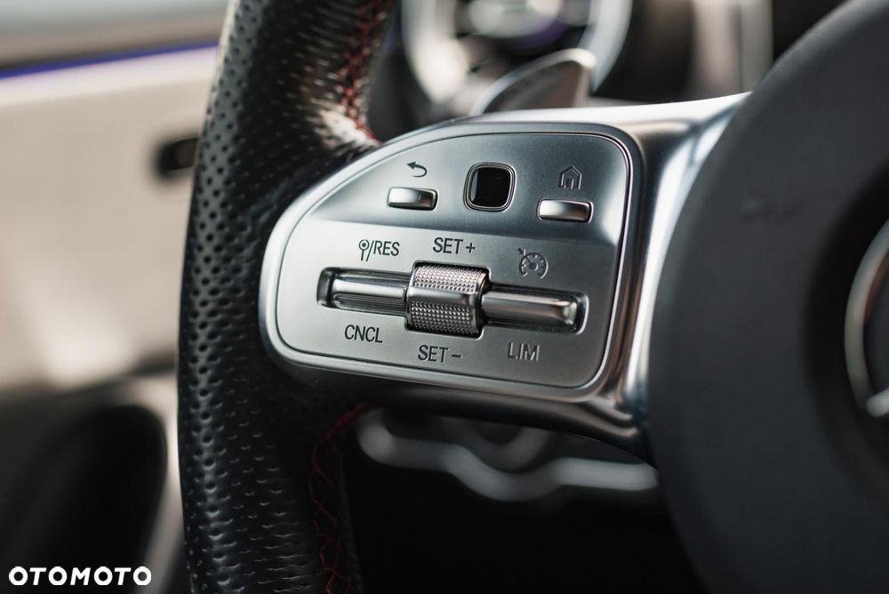 Mercedes-Benz Klasa A 35 AMG 4-Matic 7G-DCT - 28
