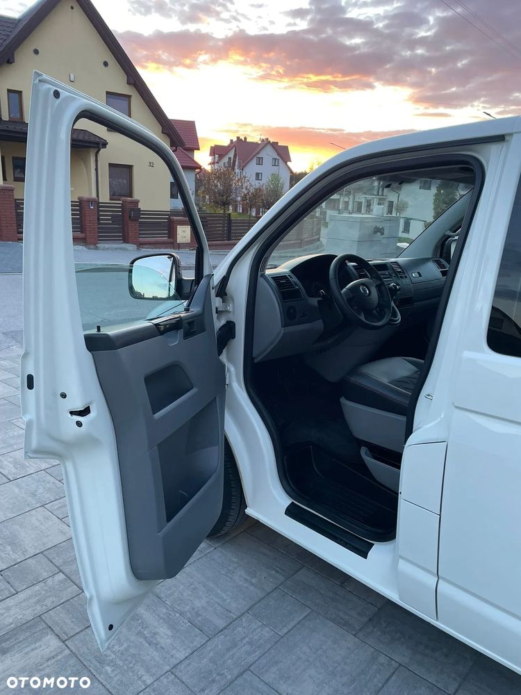 Volkswagen TRANSPORTER T5 L2H1 Długi Klima Skóry Tempomat Brygadówka Dubel Kabina - 11