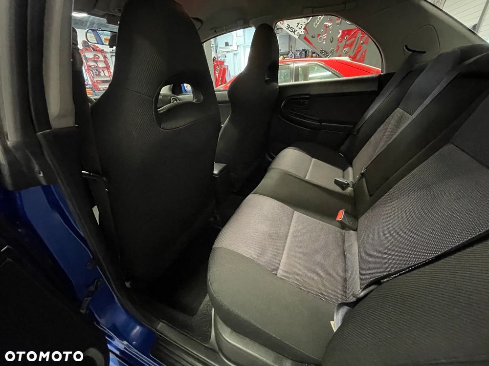 Subaru Impreza - 17