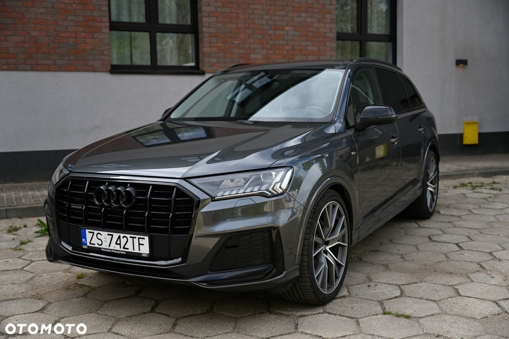 Audi Q7 - 1