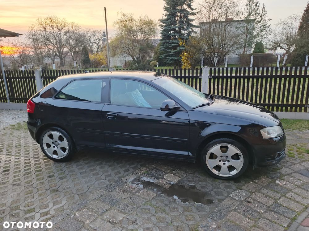Audi A3 3-drzwiowe 2.0 TDI Ambiente - 9