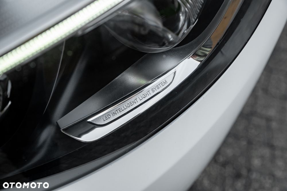 Mercedes-Benz GLC 250 d 4Matic 9G-TRONIC AMG Line - 39