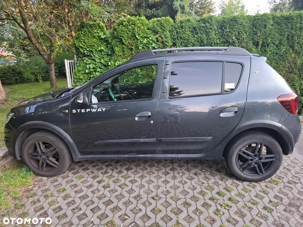 Dacia Sandero 0.9 TCe Laureate S&S EU6 - 5