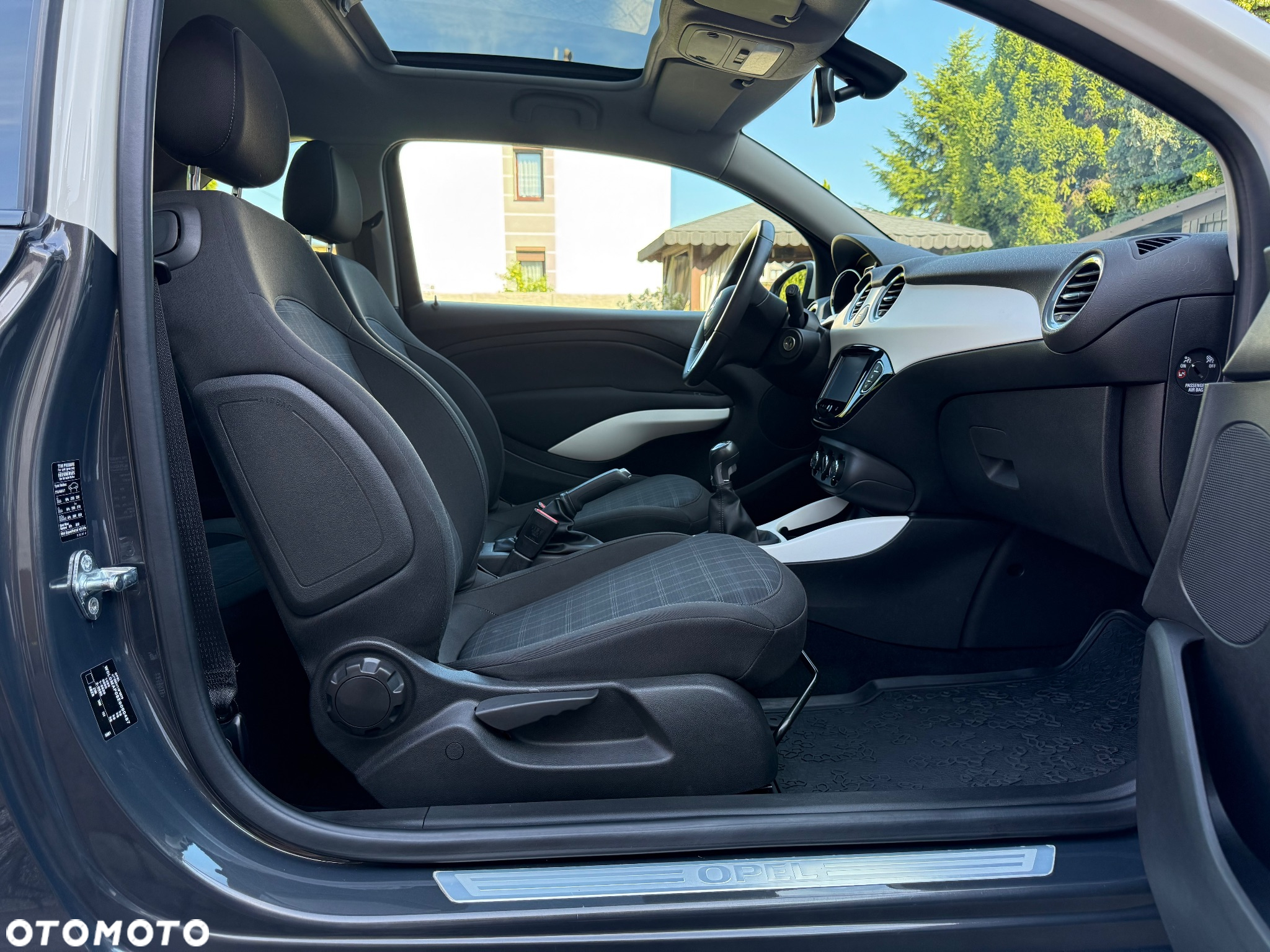 Opel Adam 1.4 Glam - 22