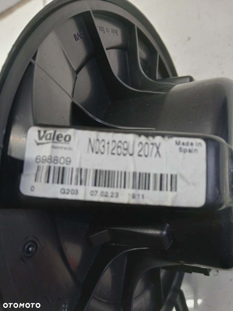 SILNICZEK WENTYLATOR NAGRZEWNICY DMUCHAWA OCTAVIA 2 II - 2