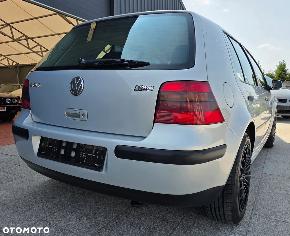 Volkswagen Golf 1.4 Comfortline - 6